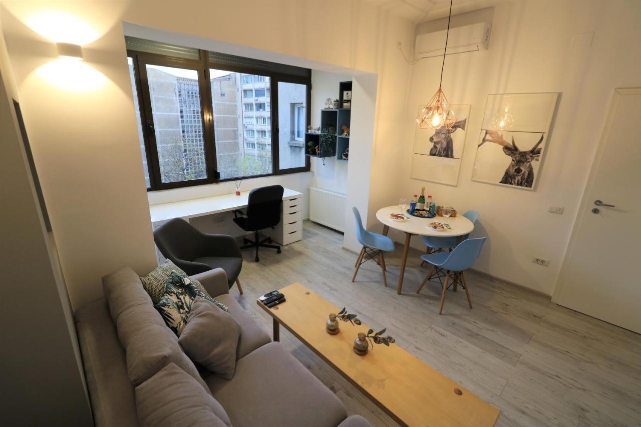 Cozy Novotel Studio - Free Minibar - Quiet & Peace Boekarest Buitenkant foto